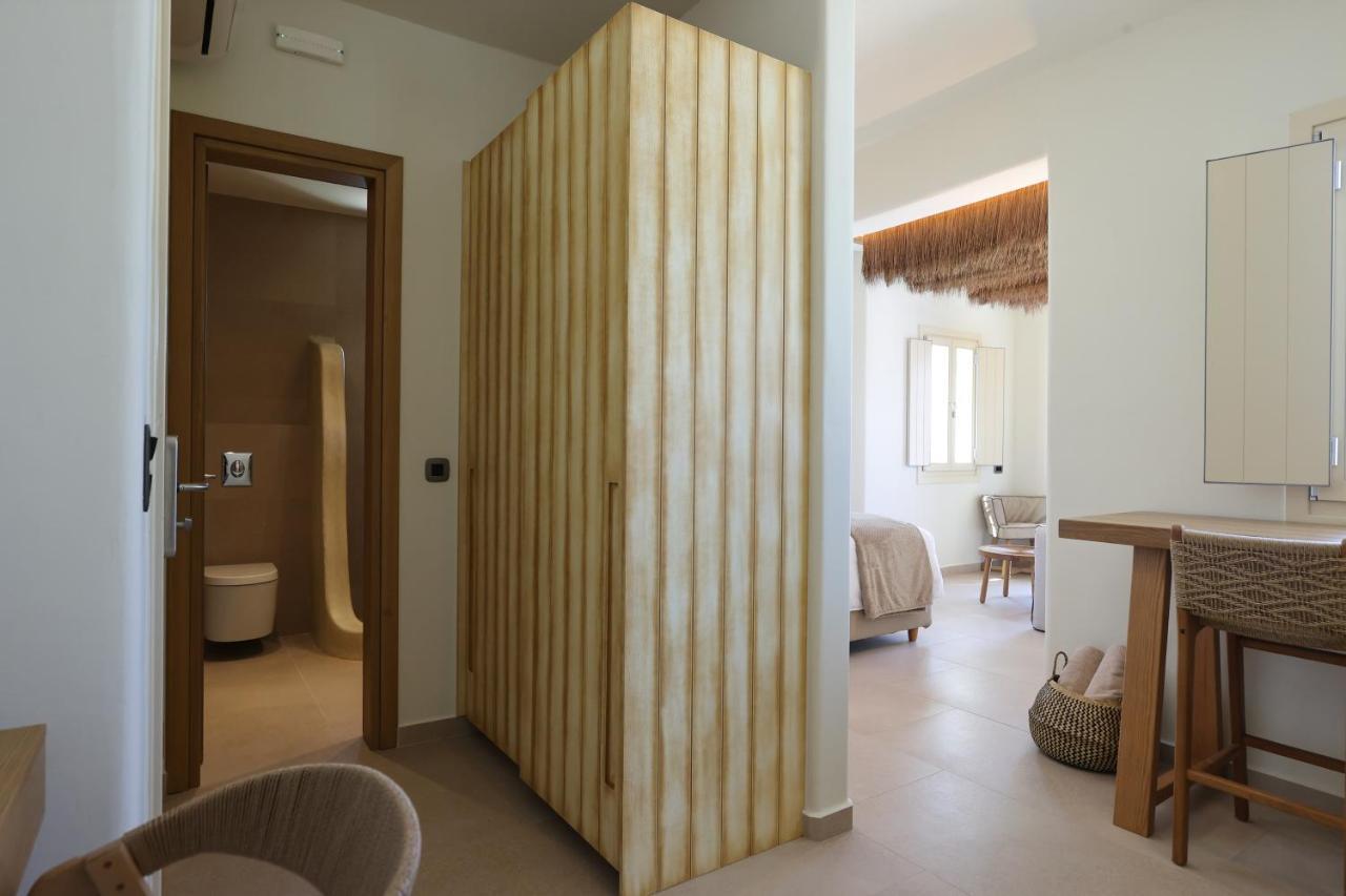 Life Suites Tourlos Luaran gambar