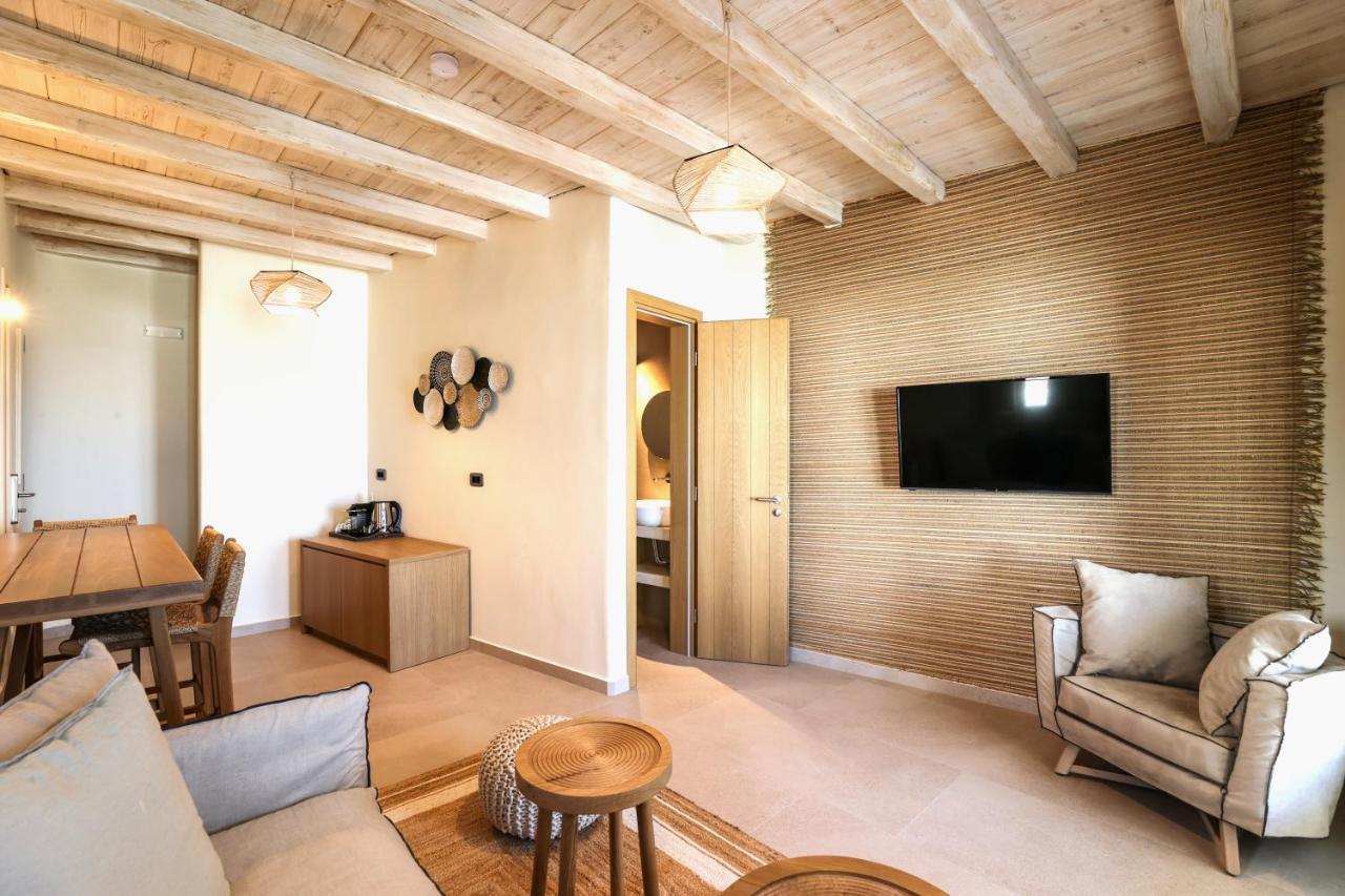 Life Suites Tourlos Bilik gambar