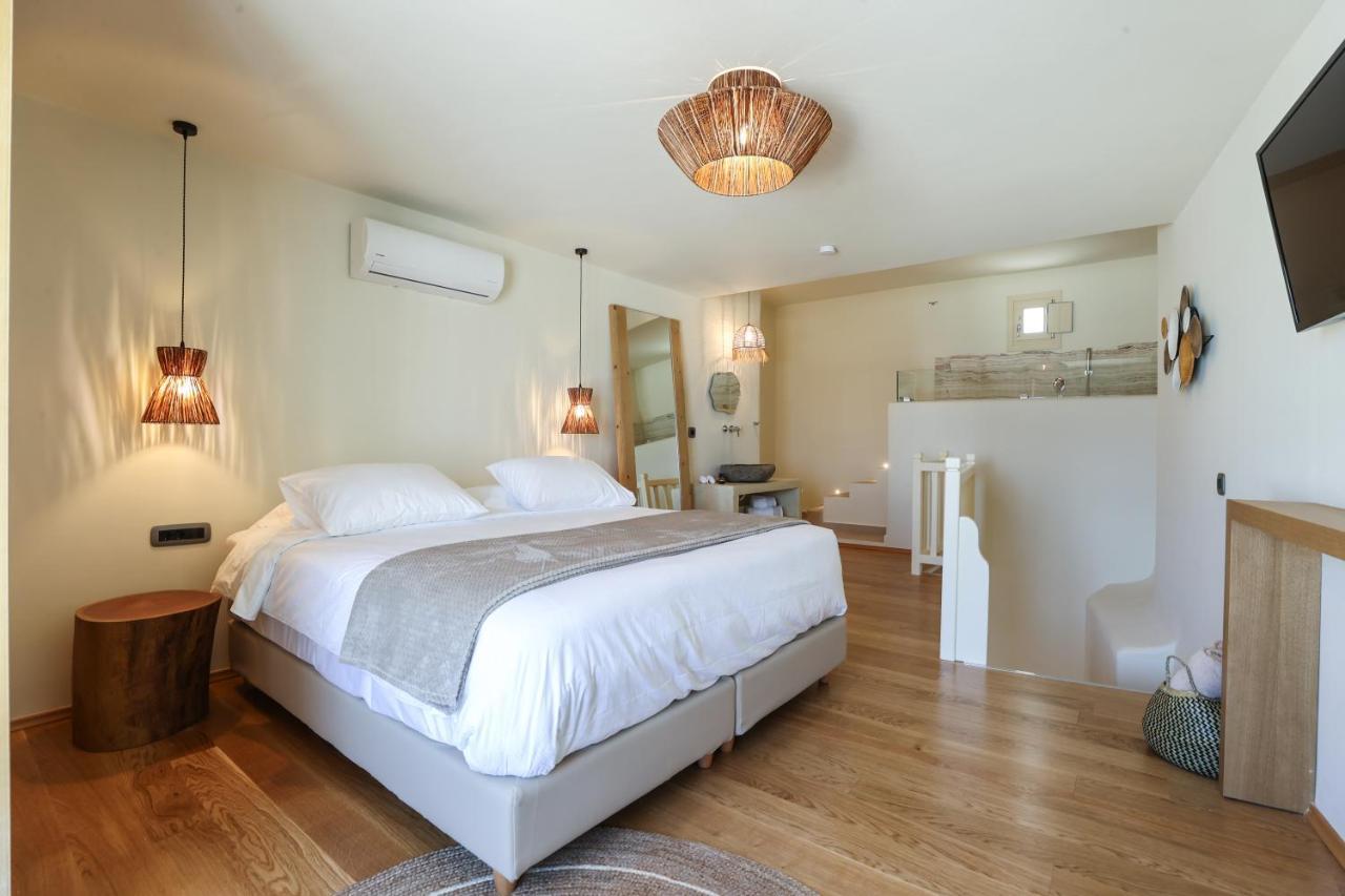 Life Suites Tourlos Luaran gambar