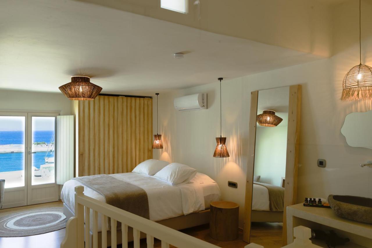 Life Suites Tourlos Luaran gambar