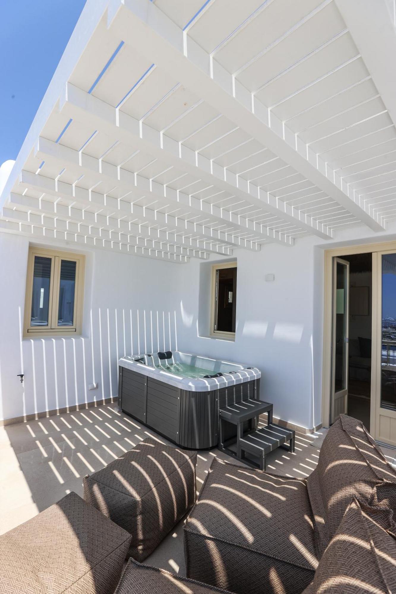 Life Suites Tourlos Bilik gambar