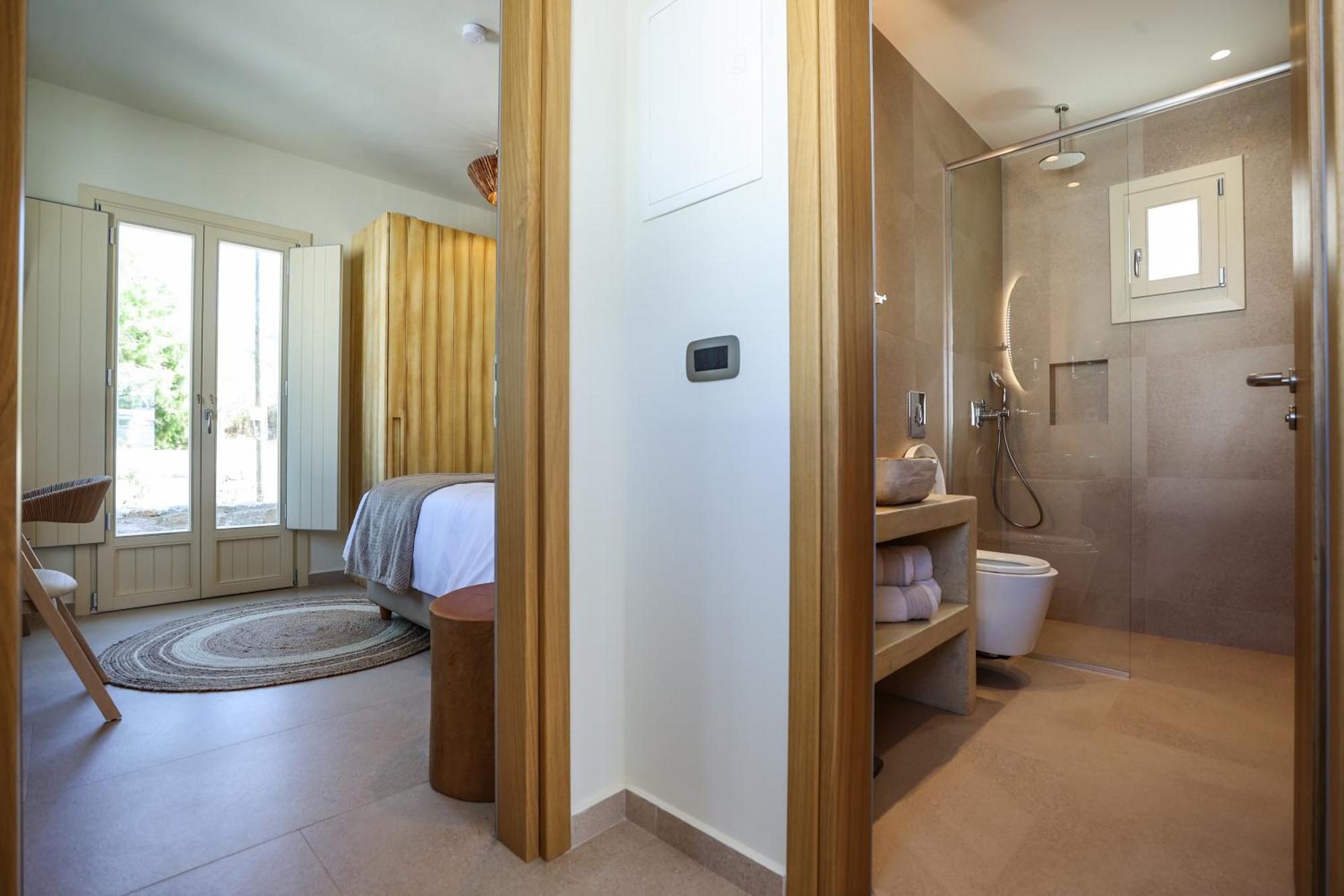 Life Suites Tourlos Bilik gambar